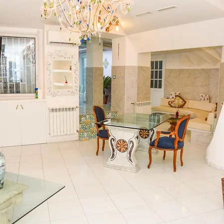 La Casa Sul Mare Appartement *